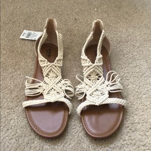 NWT Sandals